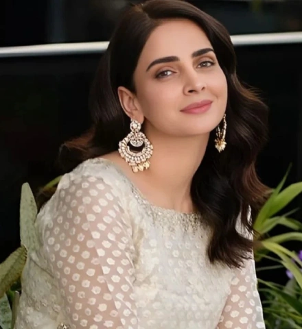 Saba Qamar