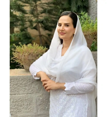 Munazzah Arif