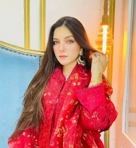 Sabahat Sarhandi