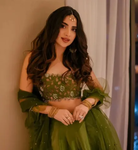 Saboor Aly
